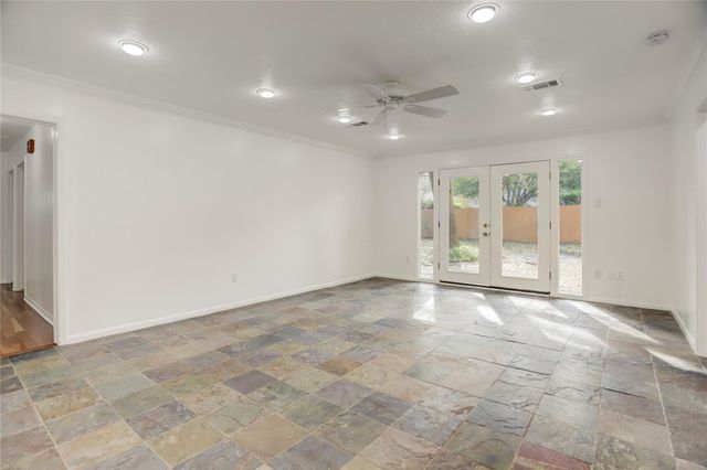 5735 Wigton Drive, Houston, TX 77096