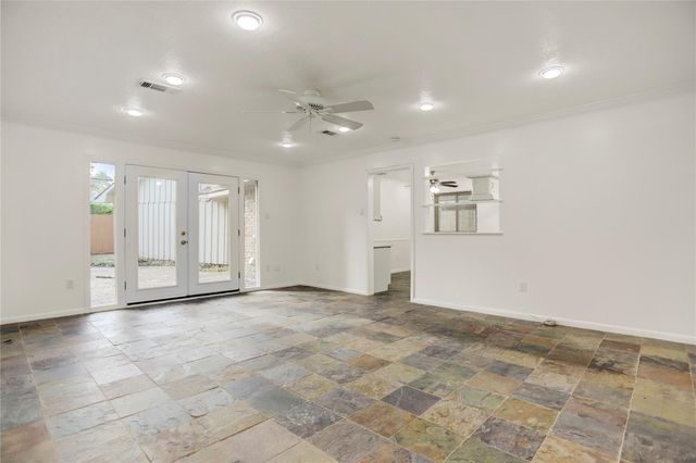 5735 Wigton Drive, Houston, TX 77096