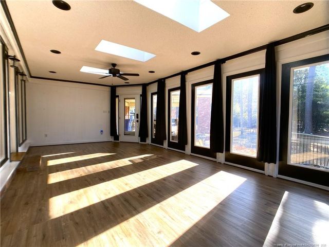 2405 Morganton Road, Fayetteville, NC 28303