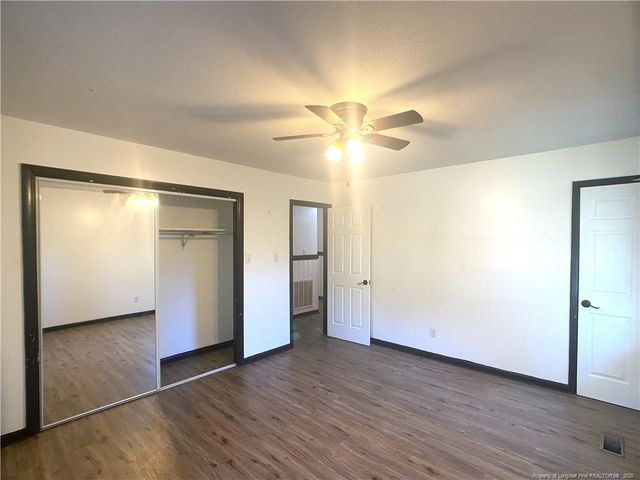 2405 Morganton Road, Fayetteville, NC 28303