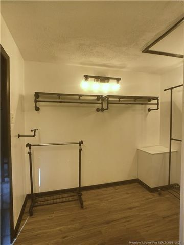 2405 Morganton Road, Fayetteville, NC 28303