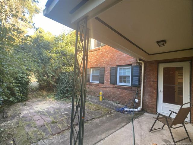2405 Morganton Road, Fayetteville, NC 28303