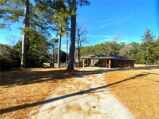 2405 Morganton Road, Fayetteville, NC 28303