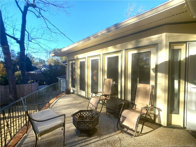 2405 Morganton Road, Fayetteville, NC 28303