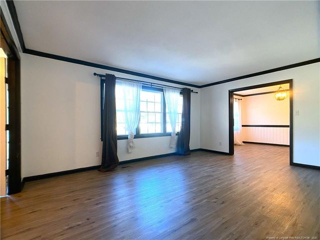 2405 Morganton Road, Fayetteville, NC 28303