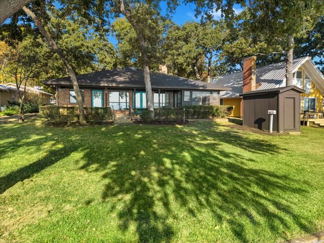 1006 Beverly Circle, Tool, TX 75143