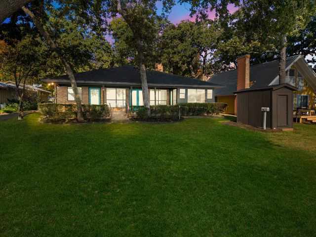 1006 Beverly Circle, Tool, TX 75143