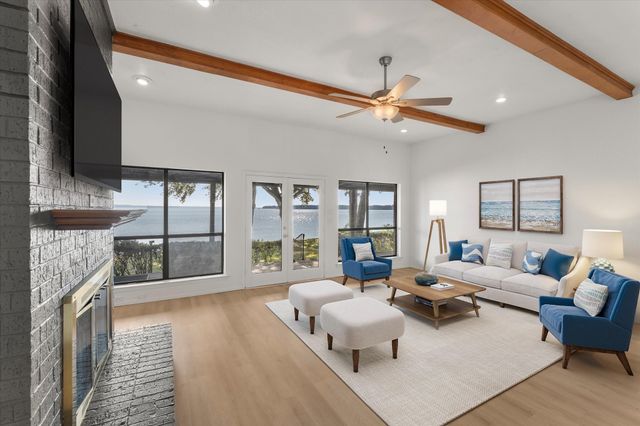 1006 Beverly Circle, Tool, TX 75143