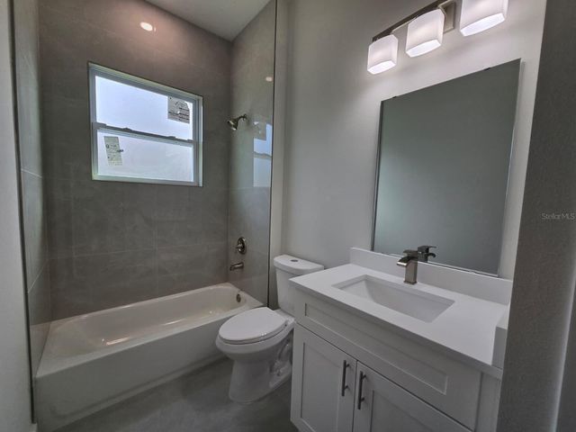 18374 ELGIN AVENUE, Port Charlotte, FL 33948