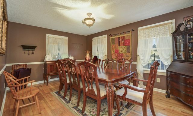 241 Glen Holliday Rd, Indian Mound, TN 37079