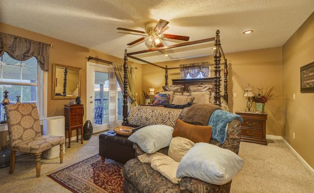 241 Glen Holliday Rd, Indian Mound, TN 37079