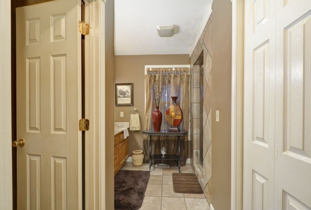 241 Glen Holliday Rd, Indian Mound, TN 37079