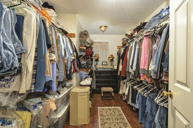 241 Glen Holliday Rd, Indian Mound, TN 37079