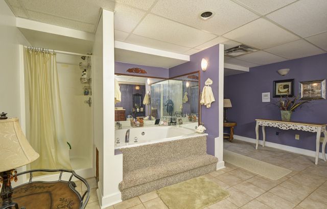 241 Glen Holliday Rd, Indian Mound, TN 37079