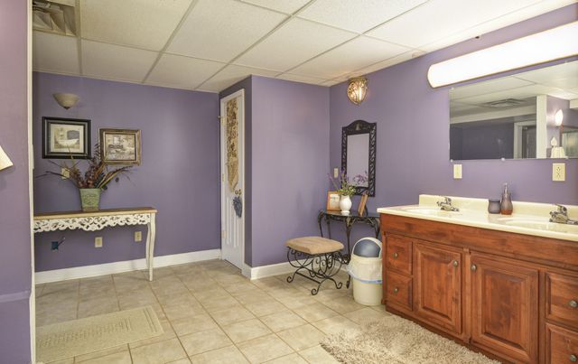 241 Glen Holliday Rd, Indian Mound, TN 37079