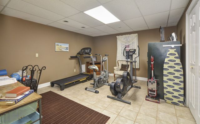 241 Glen Holliday Rd, Indian Mound, TN 37079