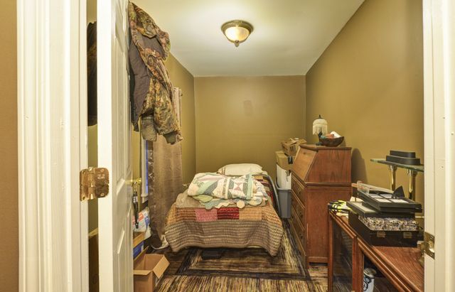 241 Glen Holliday Rd, Indian Mound, TN 37079