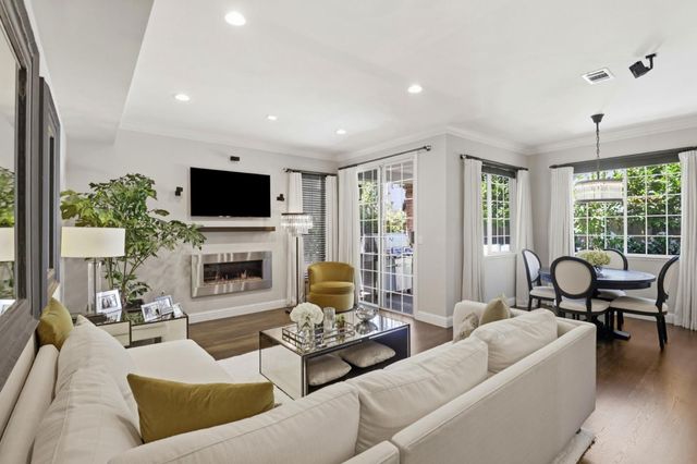 811 Schooner Bay Drive, Redwood City, CA 94065