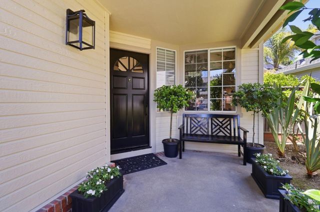 811 Schooner Bay Drive, Redwood City, CA 94065