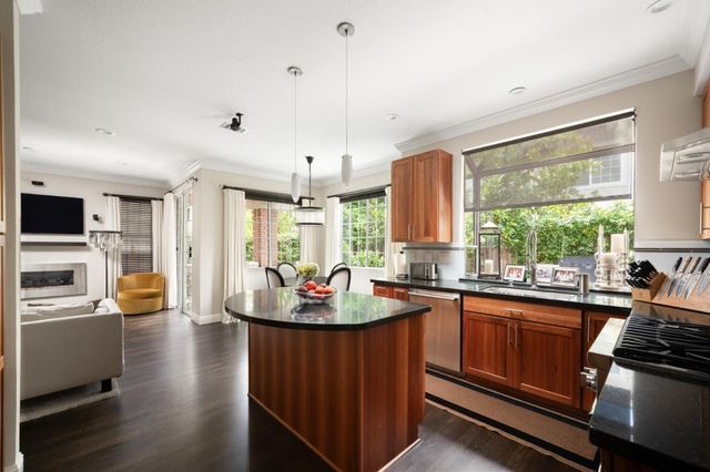 811 Schooner Bay Drive, Redwood City, CA 94065