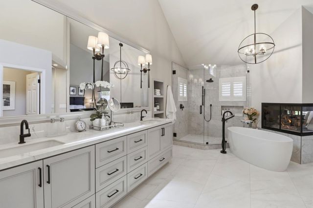 811 Schooner Bay Drive, Redwood City, CA 94065