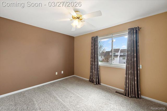 734 Challenging Trail 65, South Lyon, MI 48178