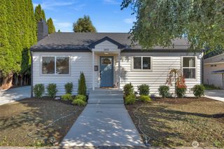 1802 Douglas Street, Mount Vernon, WA 98273