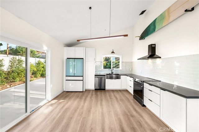 22473 Canyon Lake Drive S, Canyon Lake, CA 92587