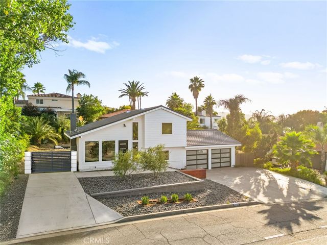 22473 Canyon Lake Drive S, Canyon Lake, CA 92587