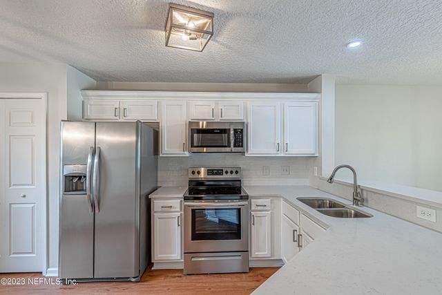 2315 WOOD HOLLOW Lane C, Fleming Island, FL 32003