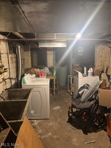 4096 E 66th Street, Cleveland, OH 44105