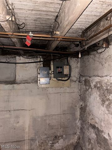 4096 E 66th Street, Cleveland, OH 44105