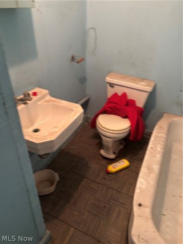 4096 E 66th Street, Cleveland, OH 44105