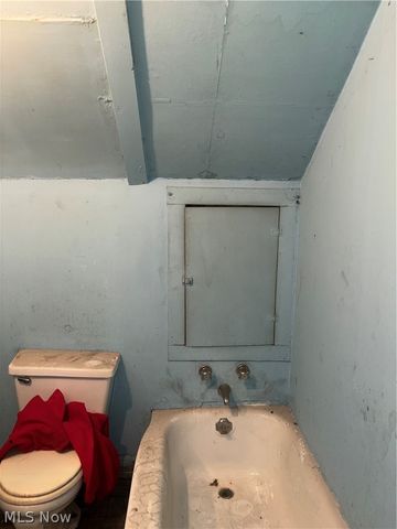 4096 E 66th Street, Cleveland, OH 44105