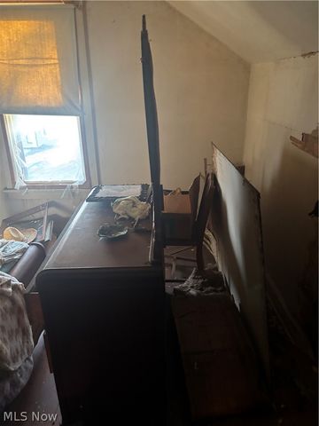 4096 E 66th Street, Cleveland, OH 44105