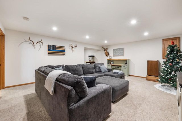 334 Autumn LANE, Campbellsport, WI 53010