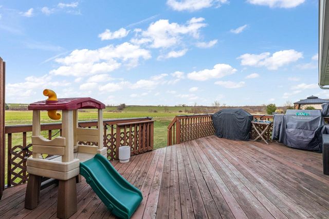 334 Autumn LANE, Campbellsport, WI 53010