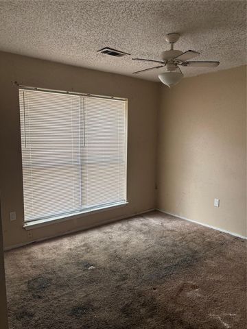 4934 Deerwood Circle, Baytown, TX 77521