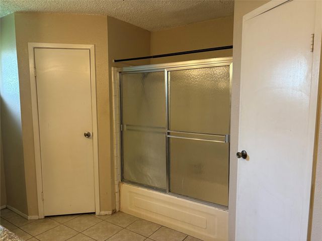 4934 Deerwood Circle, Baytown, TX 77521