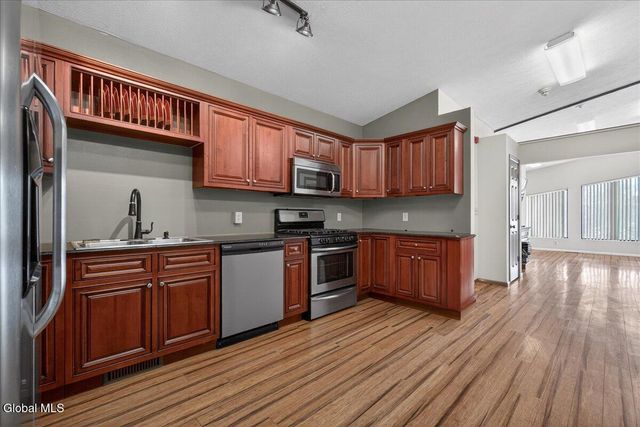 54 Freemans Bridge Road 54A, Glenville, NY 12302