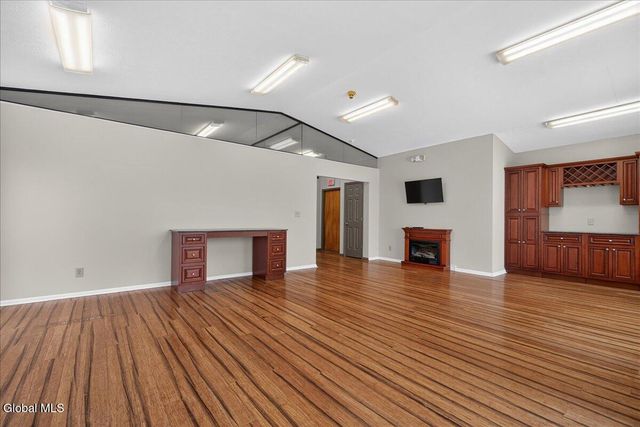 54 Freemans Bridge Road 54A, Glenville, NY 12302