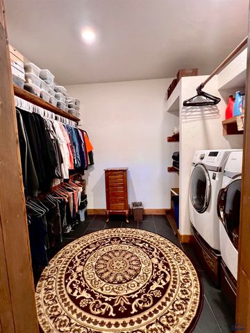 11532 HIGH VALLEY DR, Rapid City, SD 57702