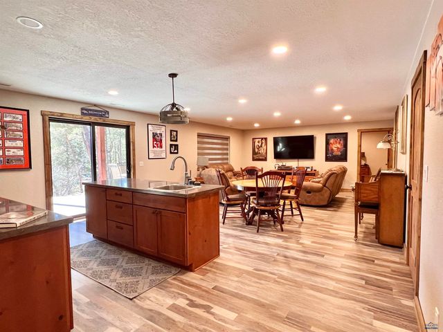 11532 HIGH VALLEY DR, Rapid City, SD 57702