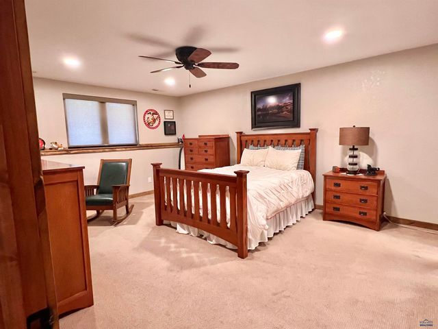 11532 HIGH VALLEY DR, Rapid City, SD 57702