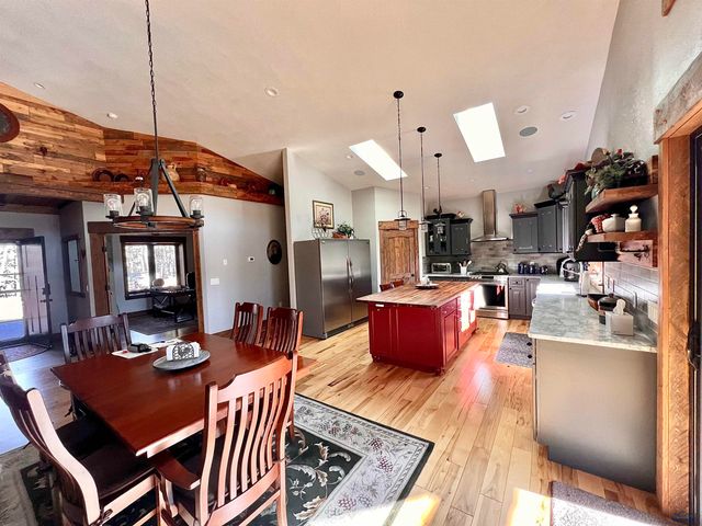 11532 HIGH VALLEY DR, Rapid City, SD 57702