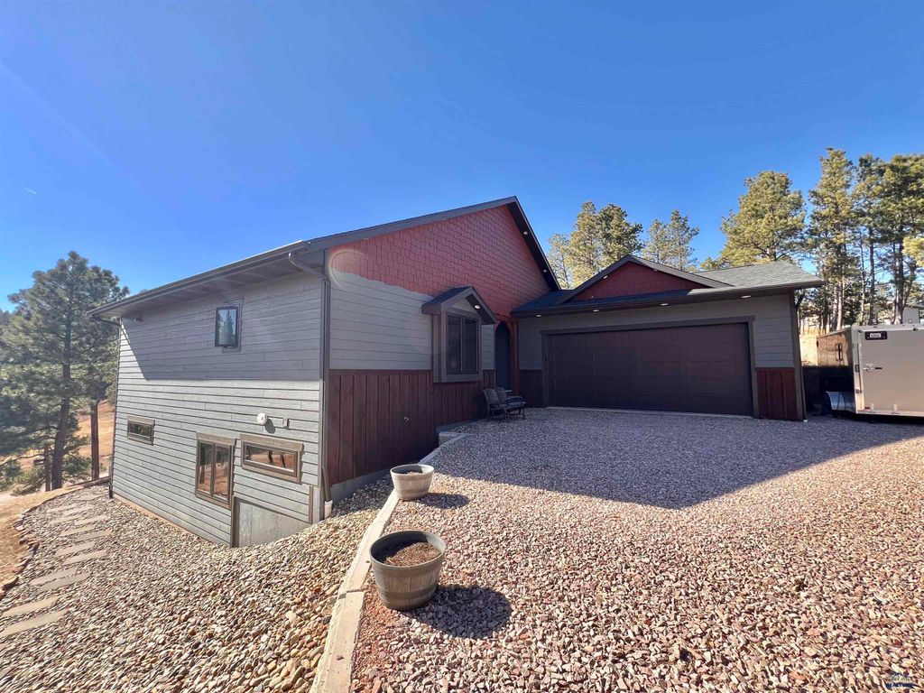 11532 HIGH VALLEY DR, Rapid City, SD 57702