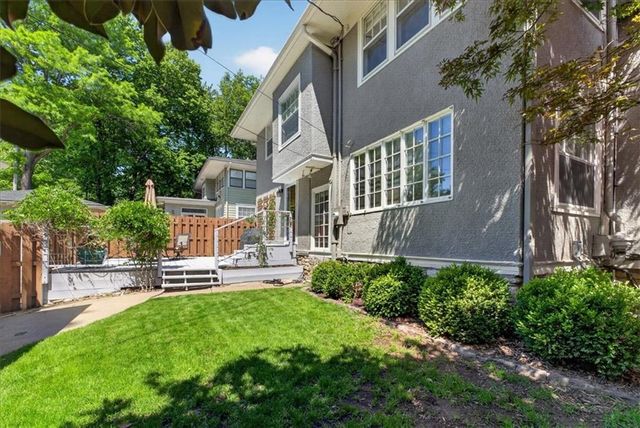 607 W 61ST Street, Kansas City, MO 64113