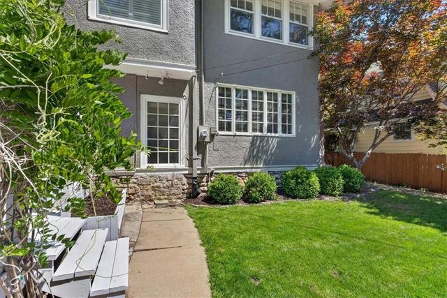 607 W 61ST Street, Kansas City, MO 64113
