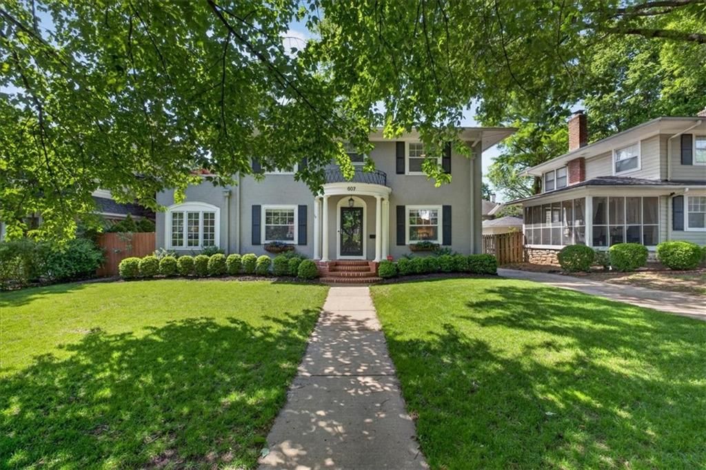607 W 61ST Street, Kansas City, MO 64113