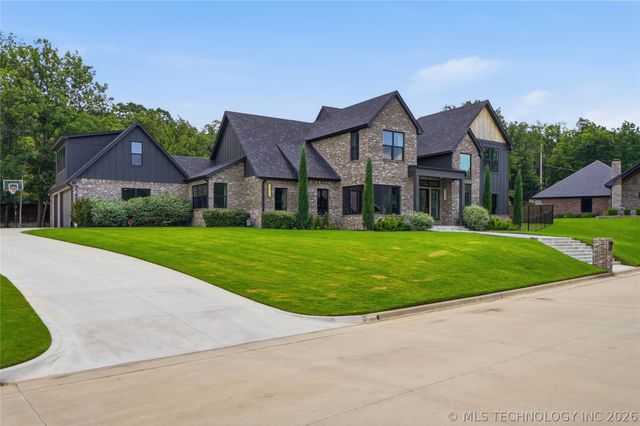 7785 Forest Lane, Tulsa, OK 74132